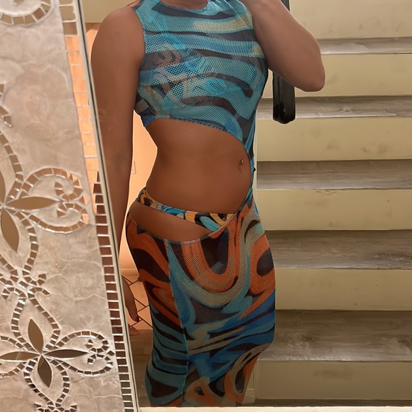 Icon Swim mixed signals blue abstract bikini + cover up - Picture 4 of 6